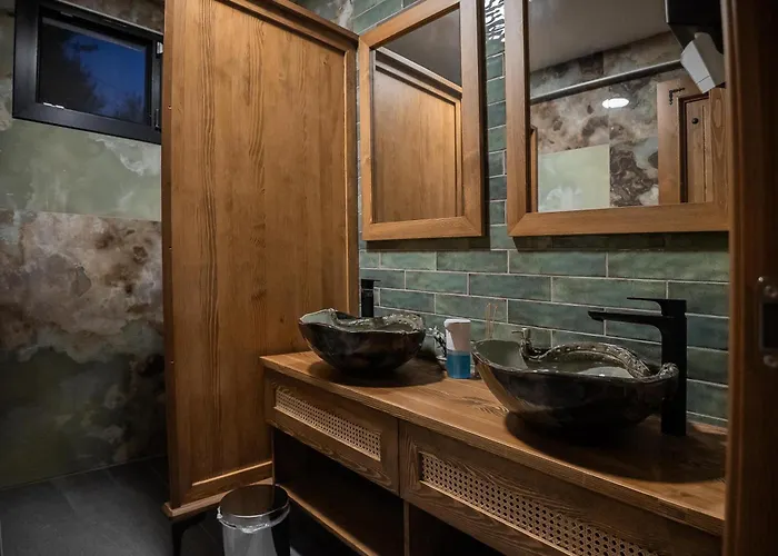 Kaira Kazdaglari Edremit (Balikesir)